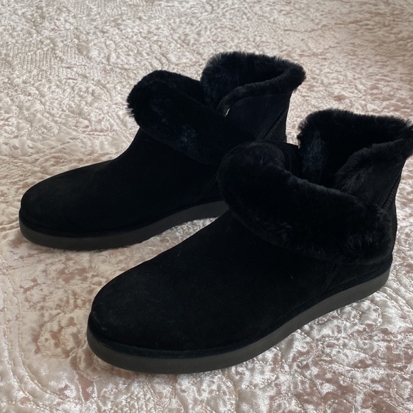 UGG Women’s Black Boots size 10 - Picture 8 of 13